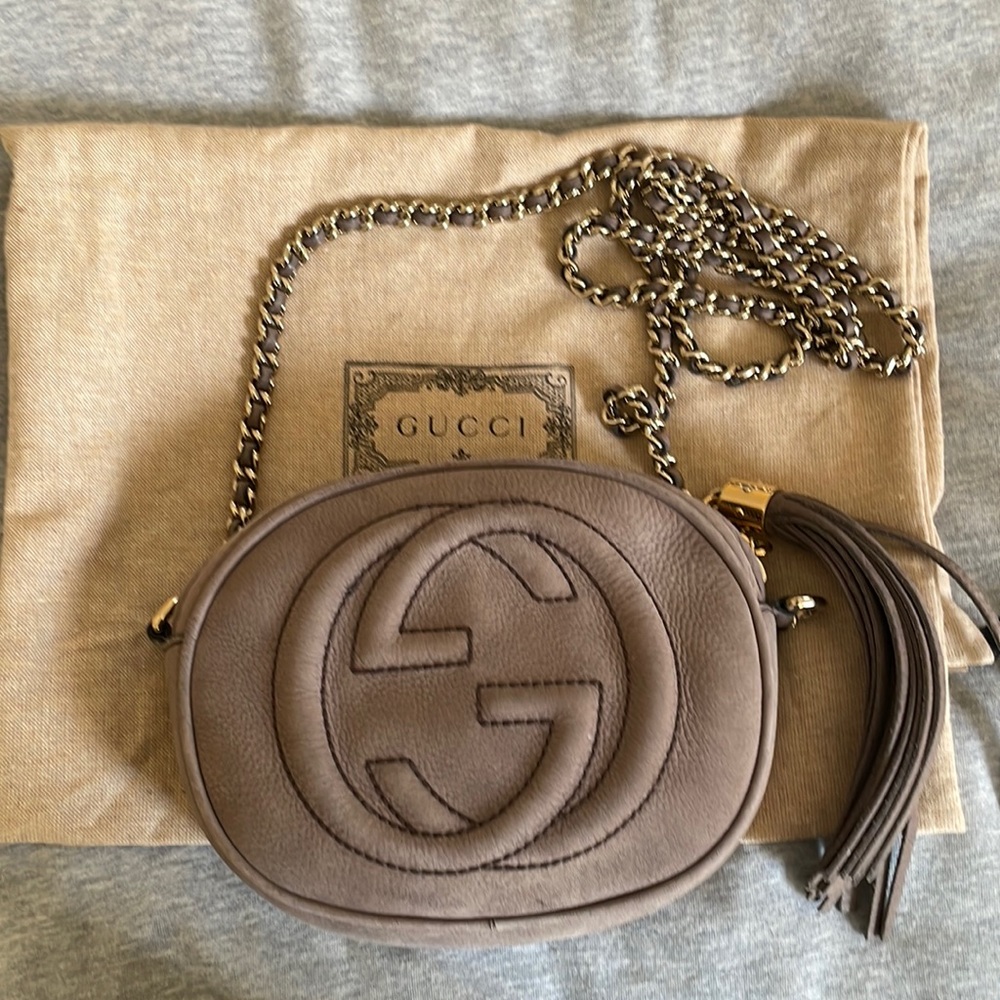Gucci Soho Mini Chain Round Bag